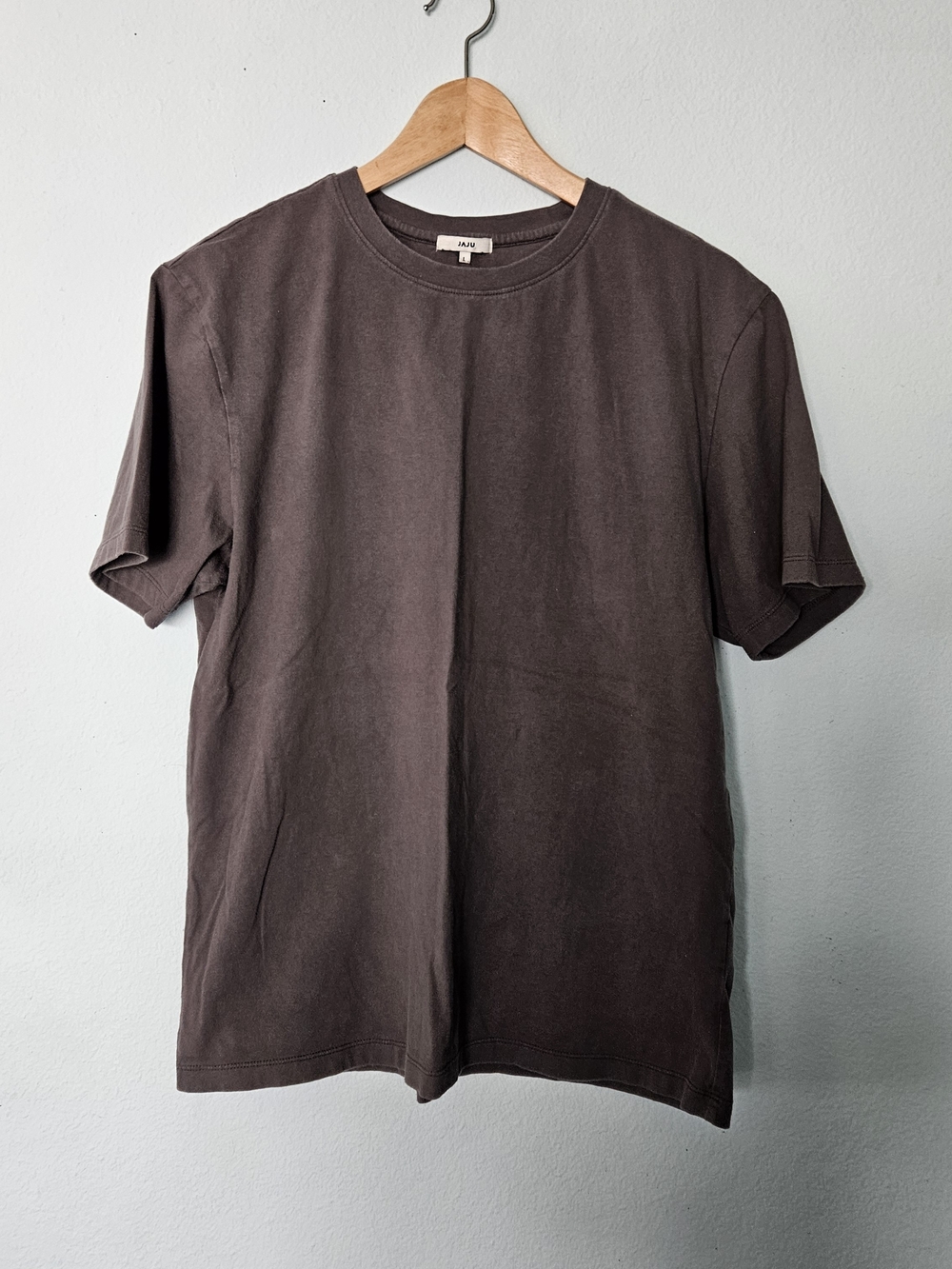 Jaju Short Sleeve Crewneck T-Shirt — Dark Brown